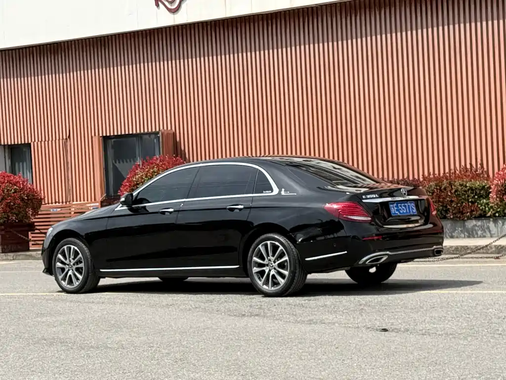 Mercedes-Benz E-Class 2018 — фото 5