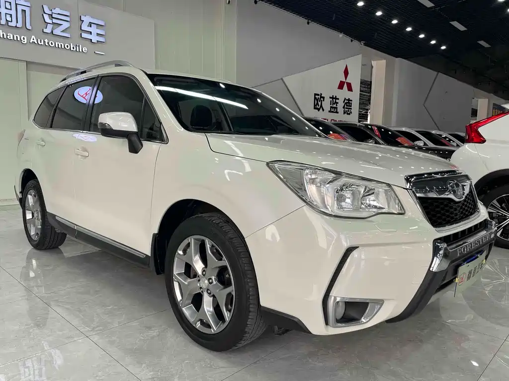 Subaru Forester 2016 — фото 10