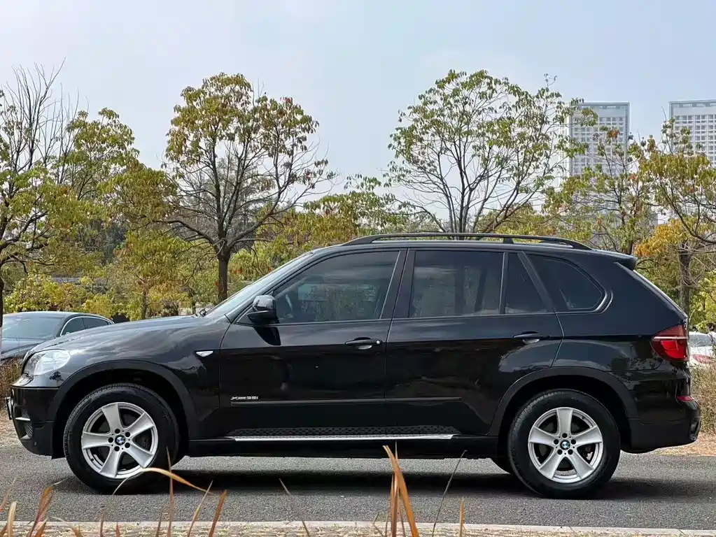 BMW X5 2011 — фото 3