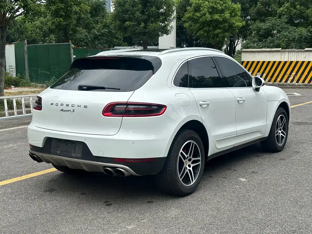 Porsche Macan 2015 — фото 9