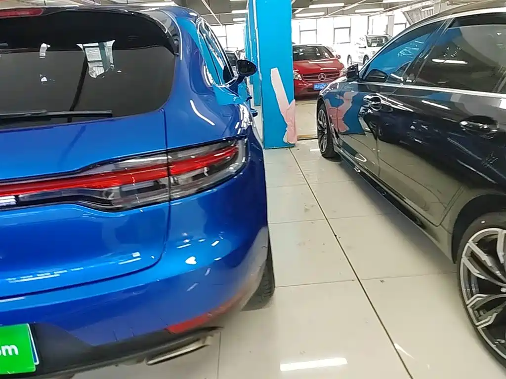 Porsche Macan 2021 — фото 8
