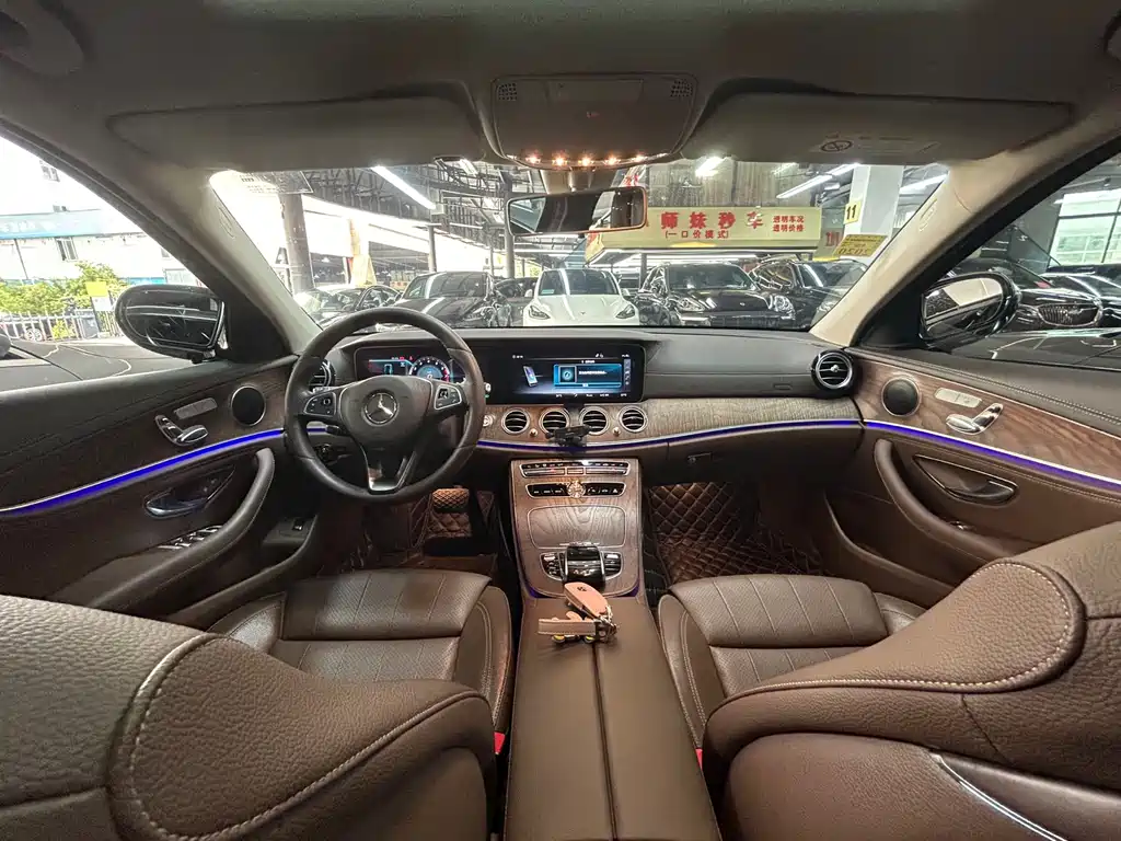 Mercedes-Benz E-Class 2018 — фото 9