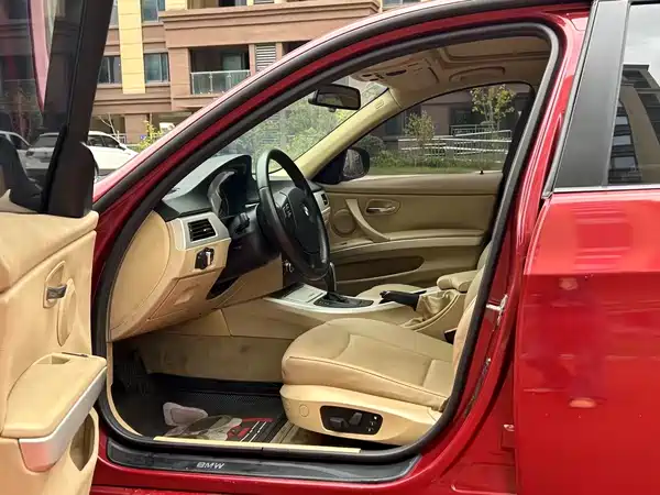 BMW 3 Series 2012