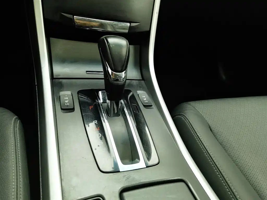 Honda Accord 2014 — фото 13