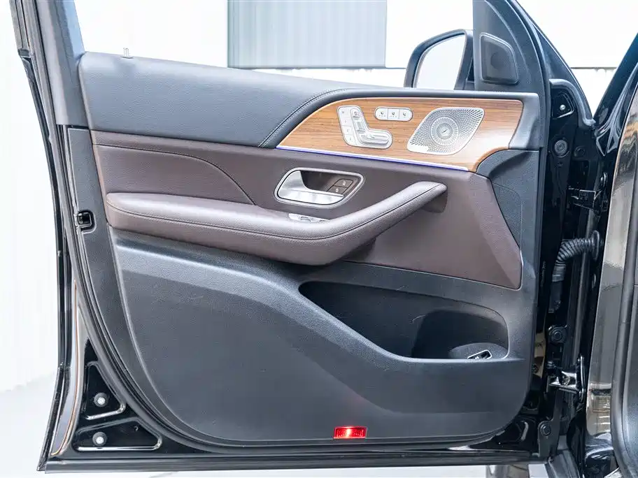 Mercedes-Benz GLS 2022 — фото 22