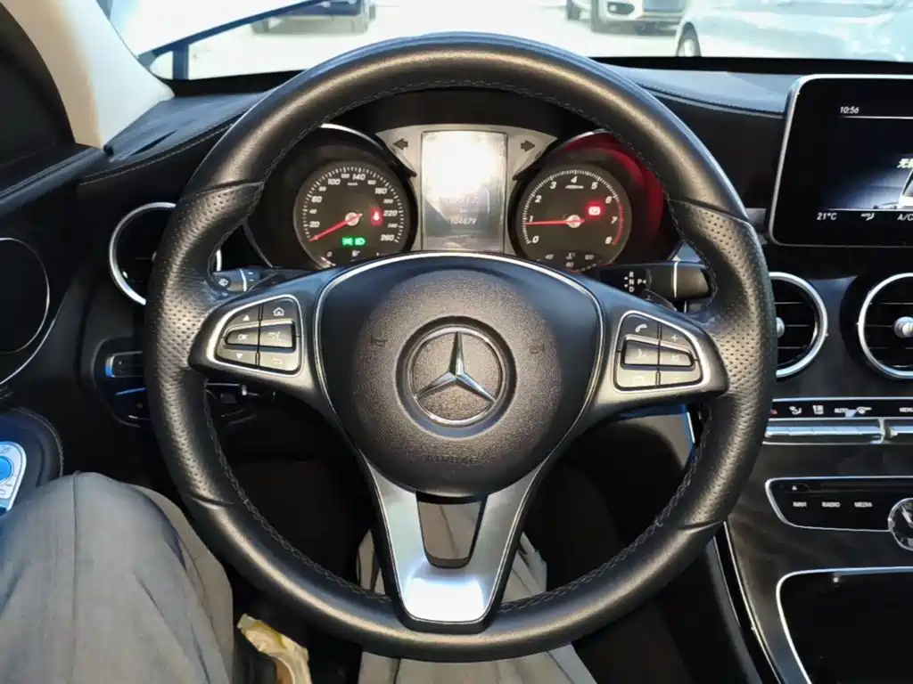 Mercedes-Benz C-Class 2018 — фото 11
