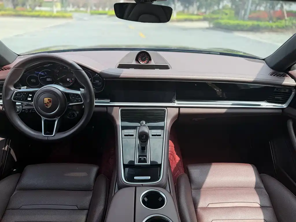 Porsche Panamera Hybrid 2018 — фото 8