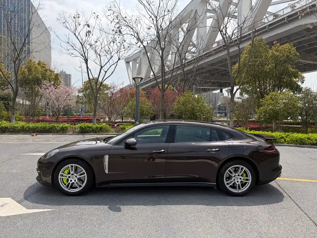 Porsche Panamera Hybrid 2018 — фото 4