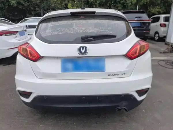 Changan Eado XT 2015