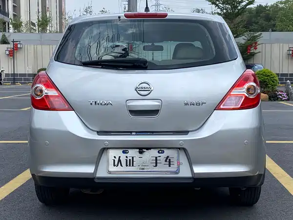 Nissan Tiida 2008