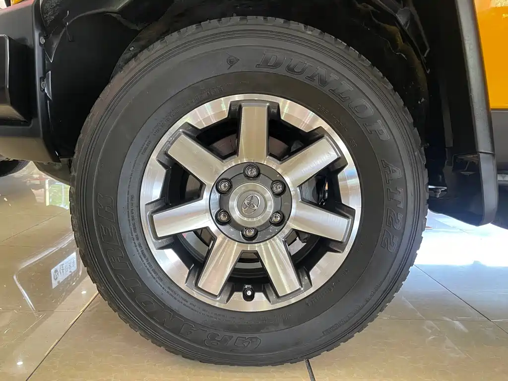 Toyota FJ Cruiser 2019 — фото 18