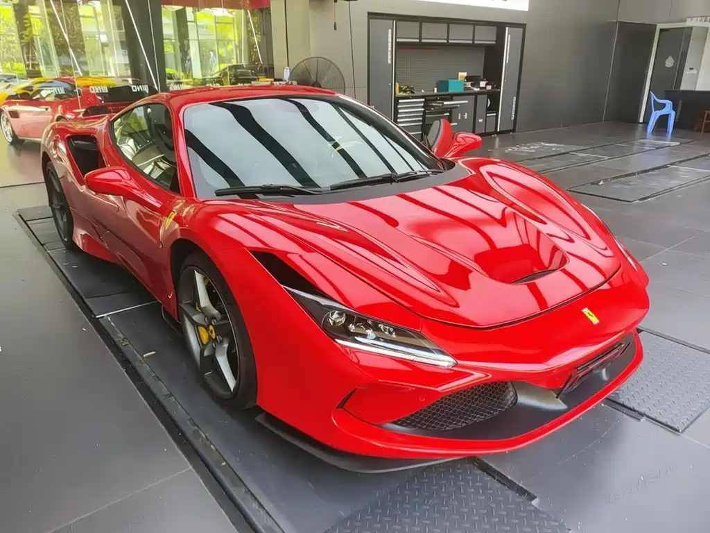 Ferrari F8 2022 — фото 1