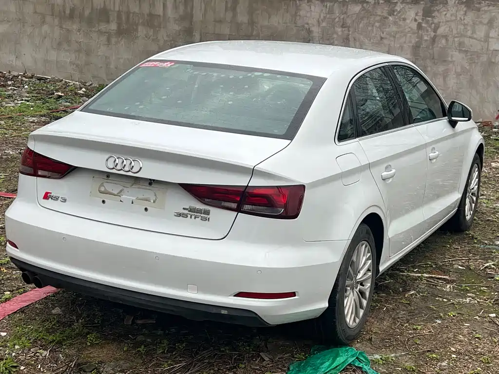 Audi A3 2016 — фото 10