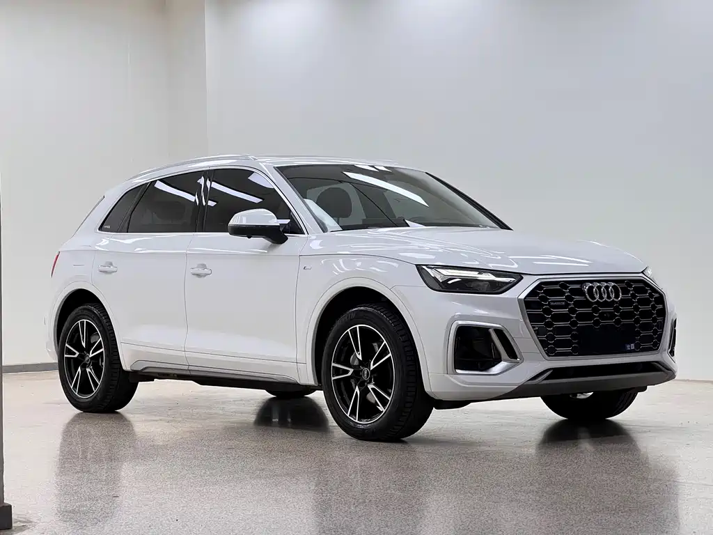 Audi Q5L 2023 — фото 3