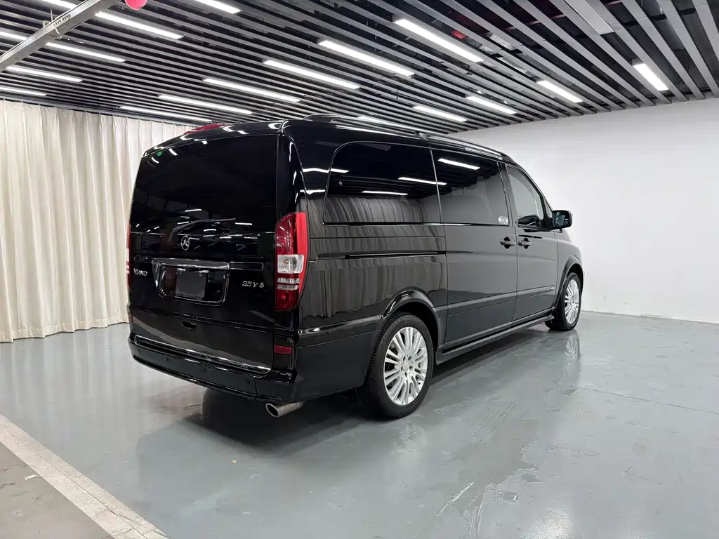 Mercedes-Benz Viano 2015 — фото 26