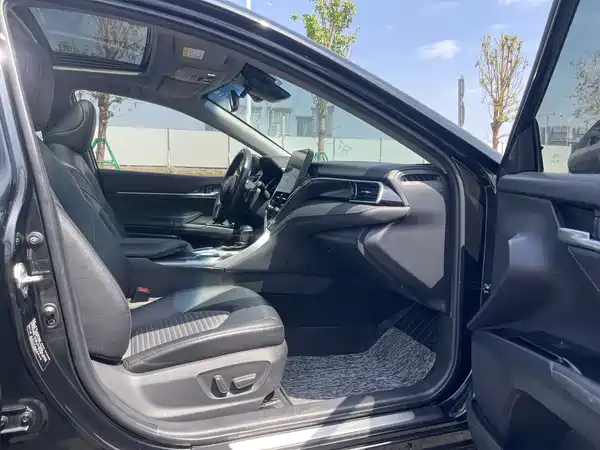 Toyota Camry 2022