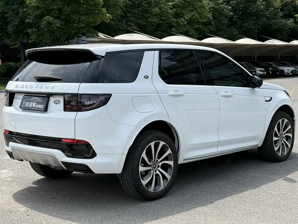 Land Rover Discovery Sport 2024 — фото 9