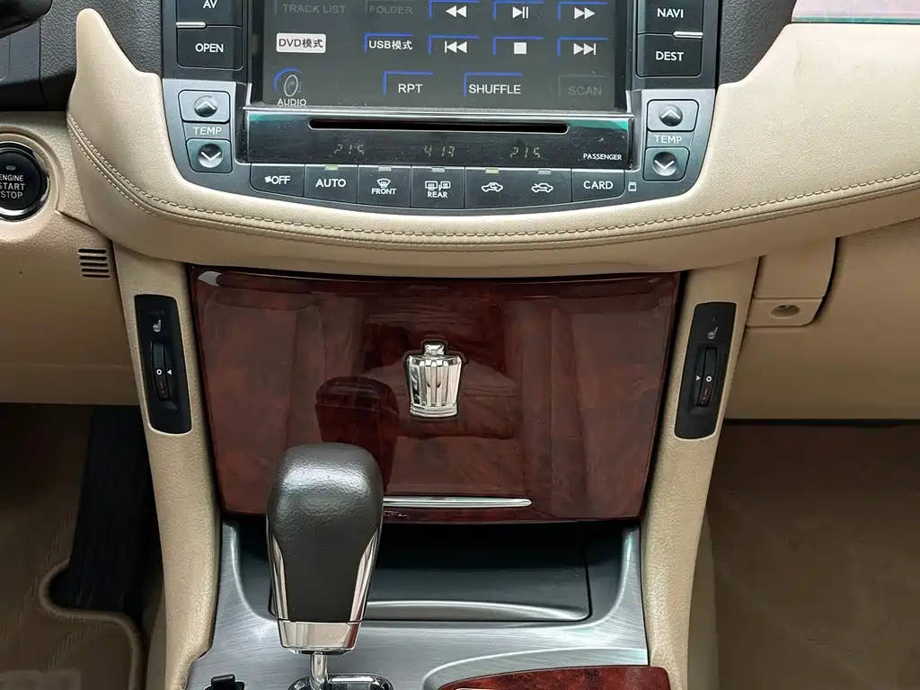 Toyota Crown 2013 — фото 14