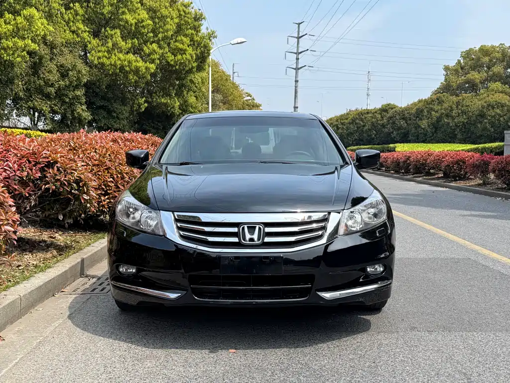 Honda Accord 2013 — фото 2