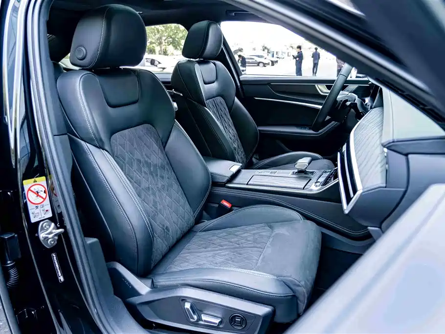 Audi A6L 2025 — фото 21