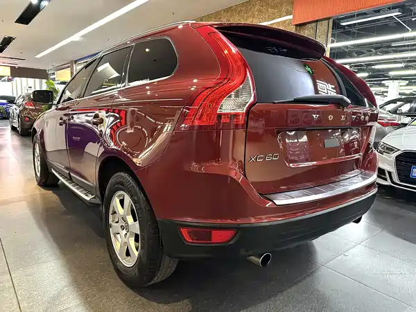 Volvo XC60 2011