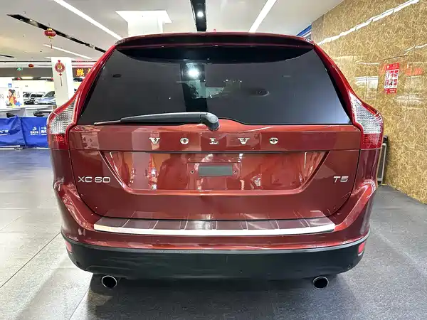 Volvo XC60 2011
