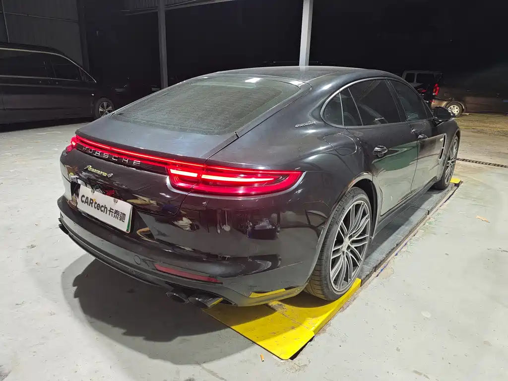 Porsche Panamera Hybrid 2020 — фото 6