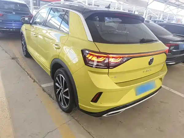 Volkswagen T-Roc 2023