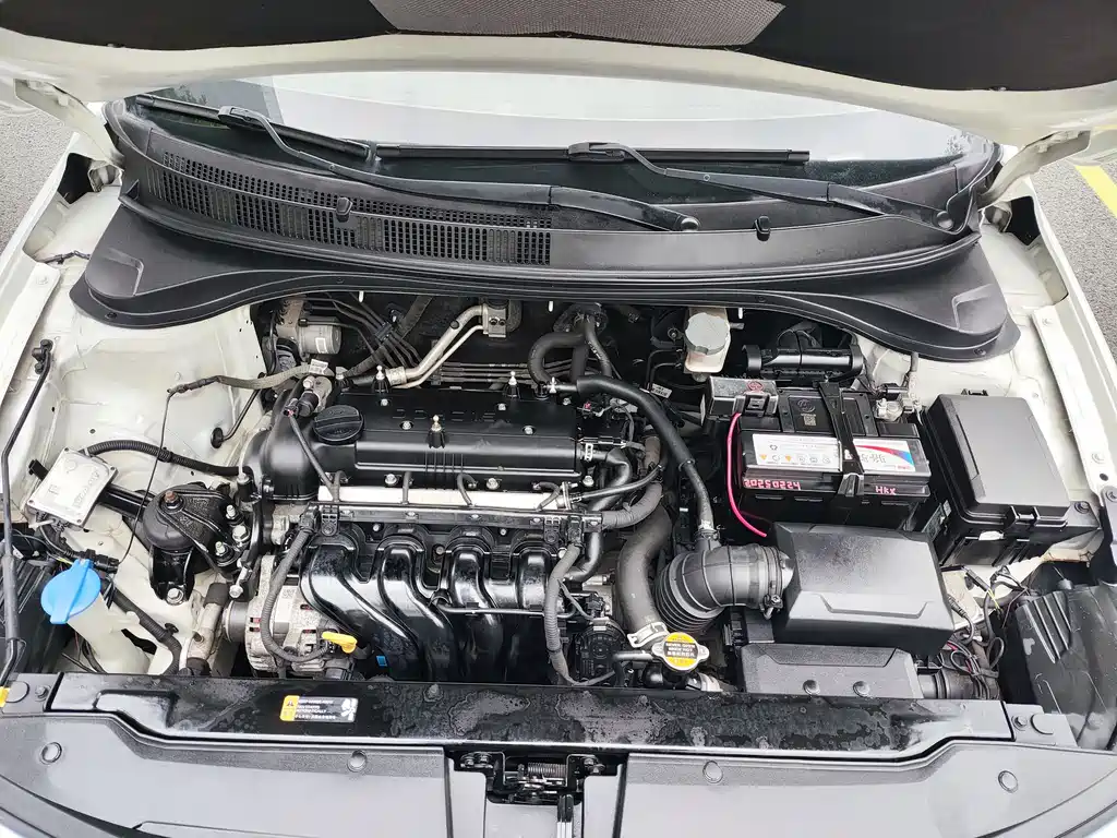 Hyundai Elantra 2018 — фото 16