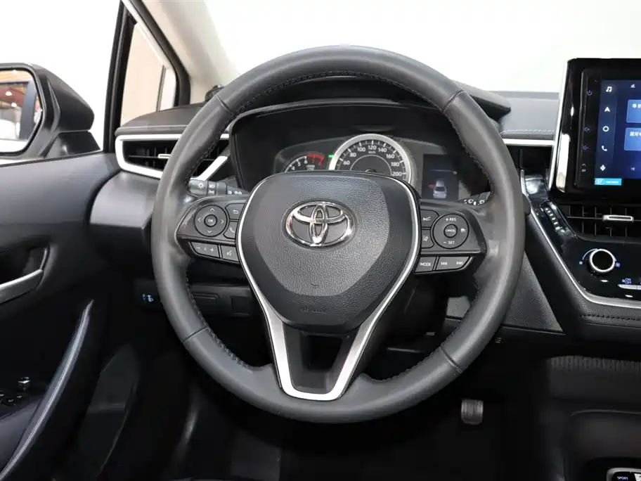 Toyota Corolla 2020 — фото 13