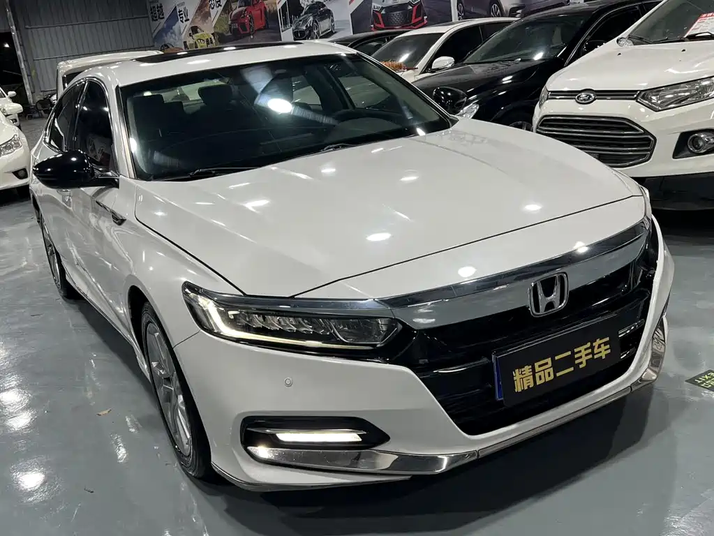 Honda Accord 2018 — фото 2