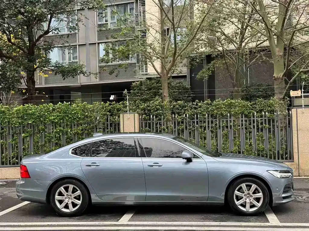 Volvo S90 2018 — фото 4