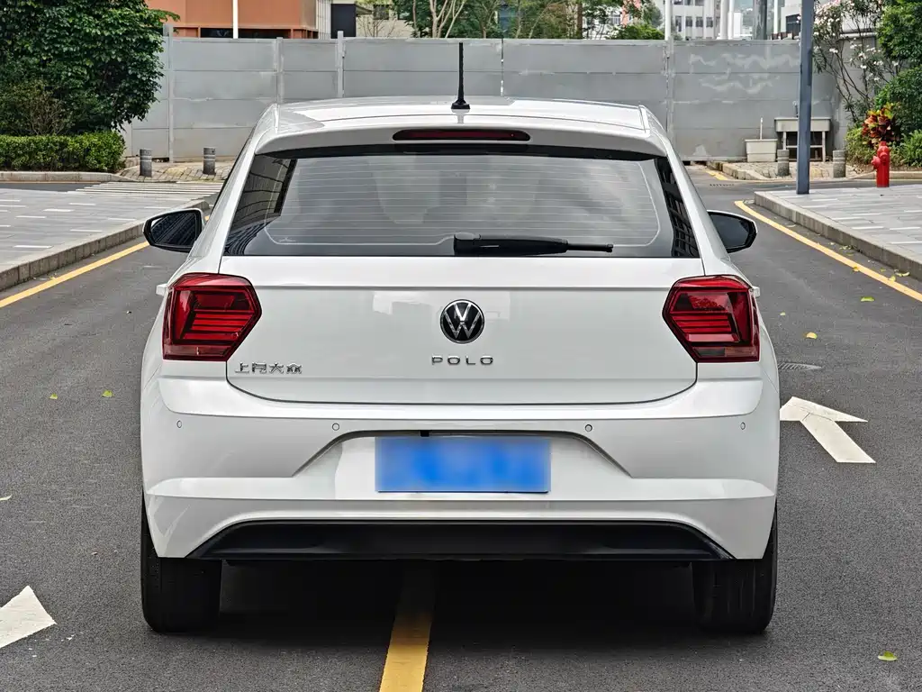 Volkswagen Polo 2023 — фото 10