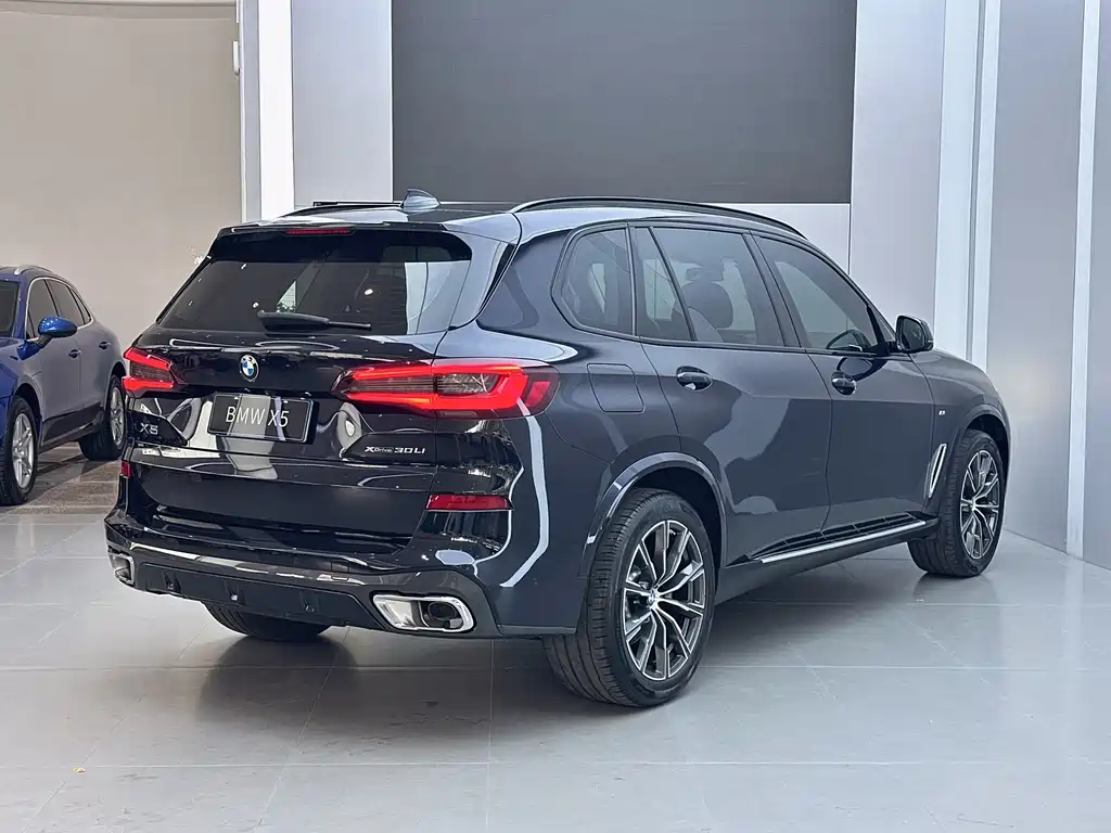 BMW X5 2023 — фото 18