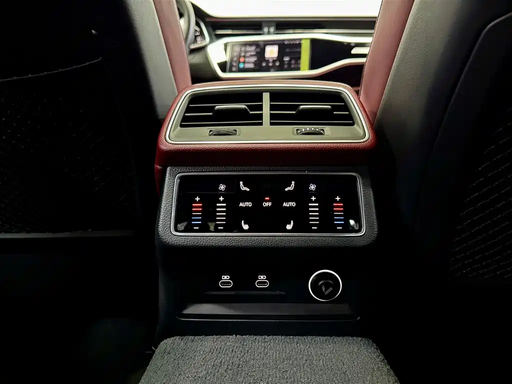 Audi A7L 2024 — фото 21