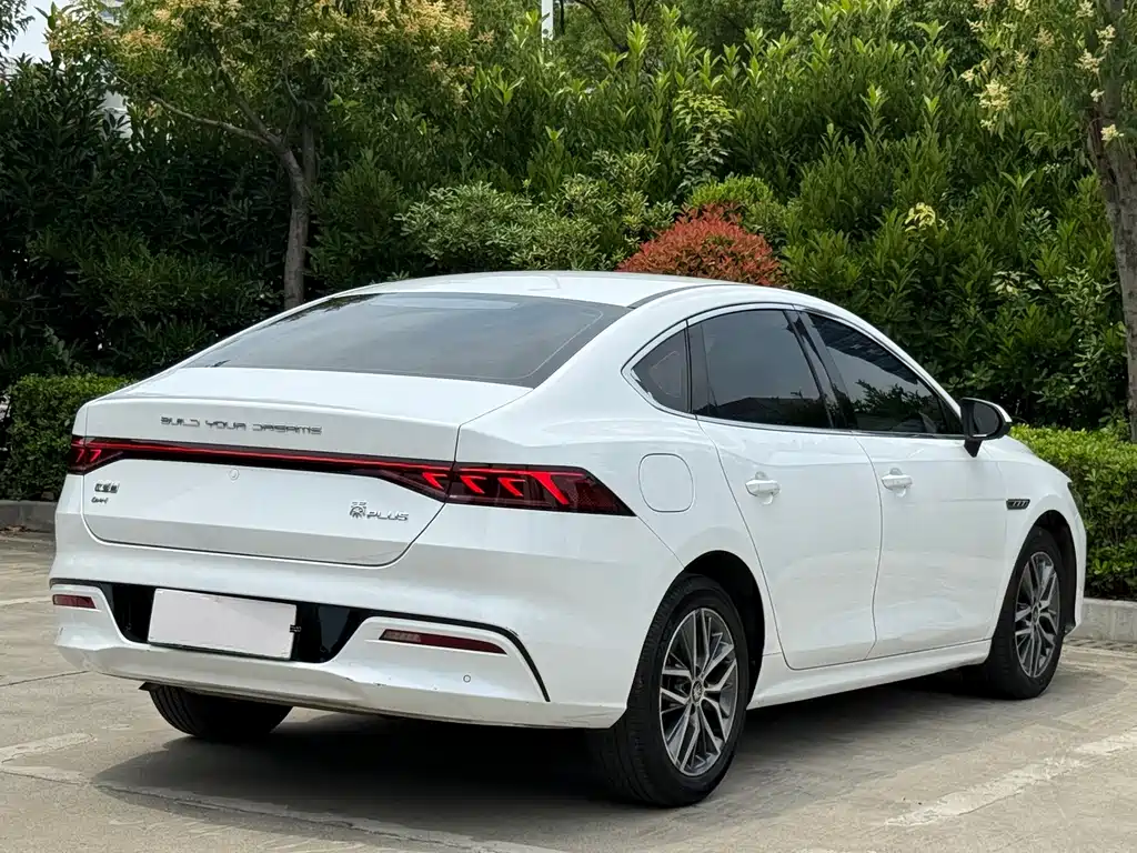 BYD Qin PLUS 2023 — фото 5