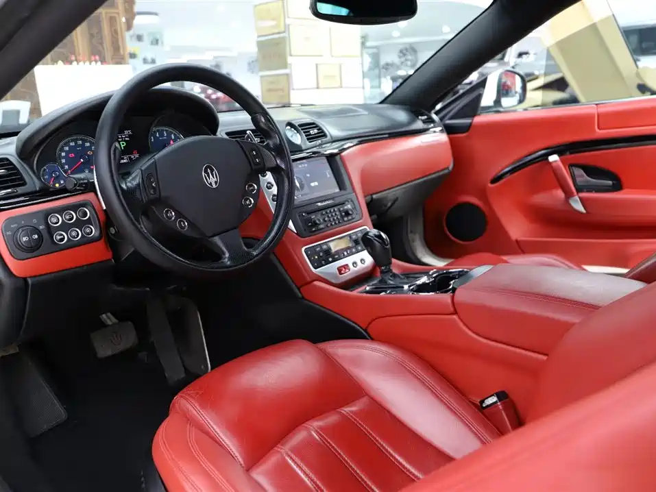 Maserati GranTurismo 2008 — фото 14