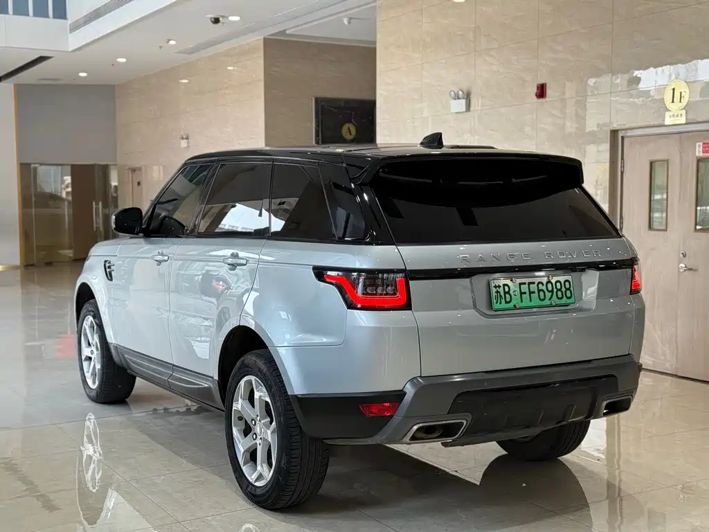 Land Rover Sport PHEV 2021 — фото 16
