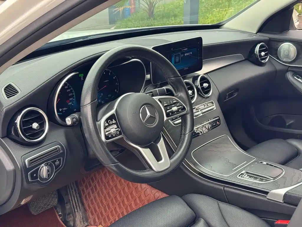 Mercedes-Benz C-Class 2019 — фото 8