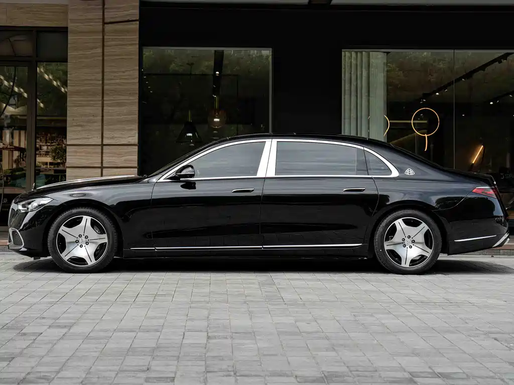 Mercedes-Benz Maybach S-Class 2023