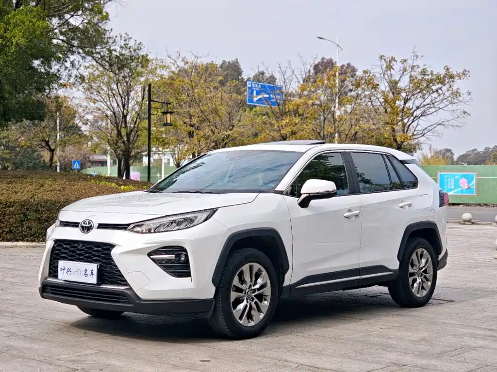 Toyota Wildlander 2022 — фото 1