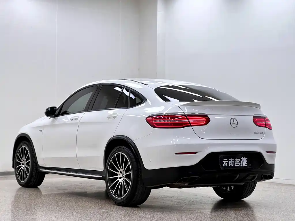 Mercedes-Benz GLC Coupe AMG 2019 — фото 5