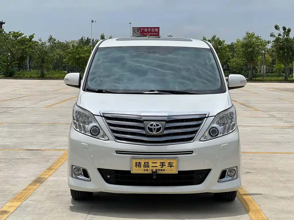 Toyota Alphard 2013 — фото 2