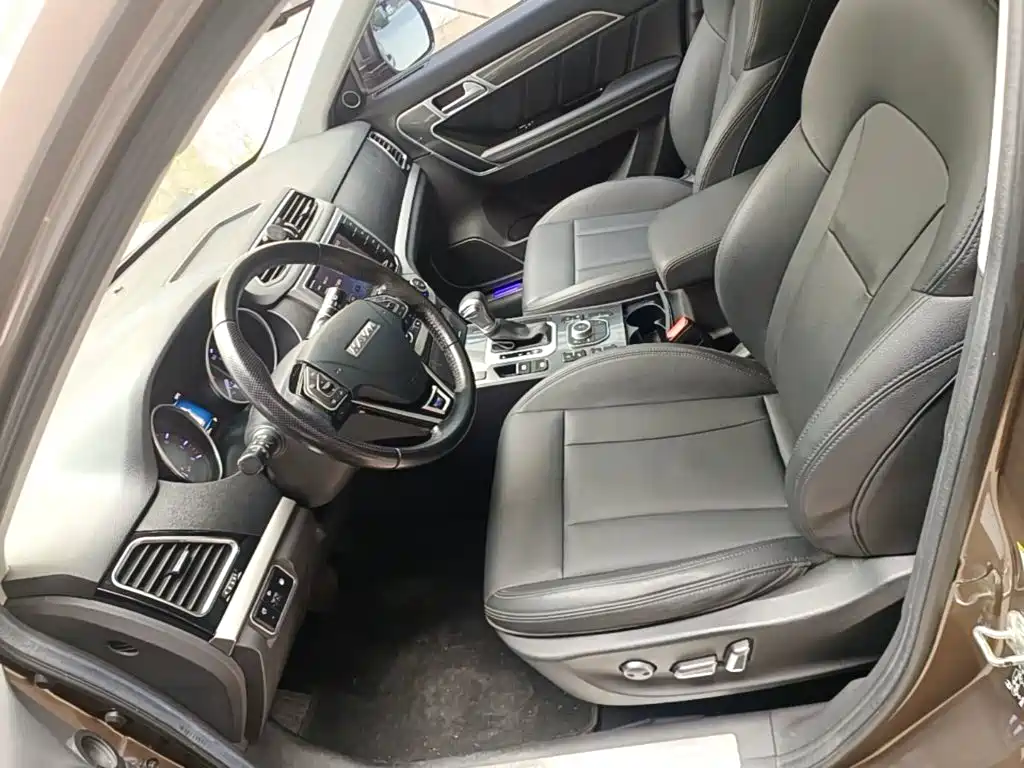 Haval H6 Coupe 2016 — фото 15