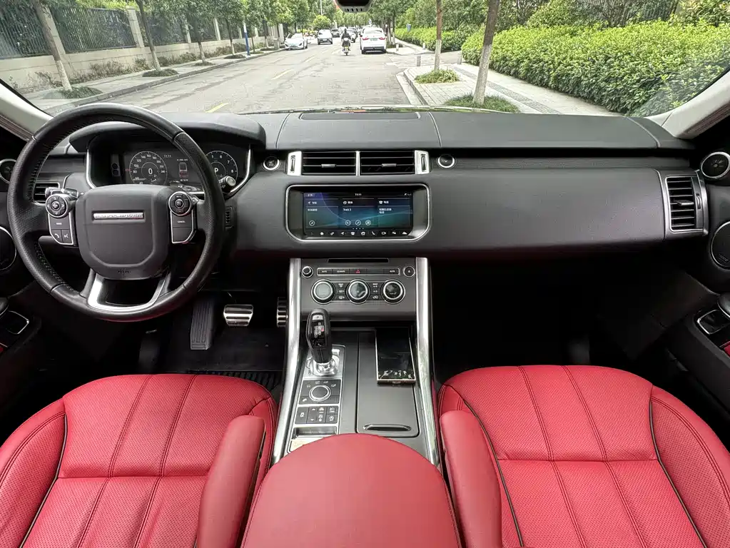 Land Rover Sport 2017 — фото 10