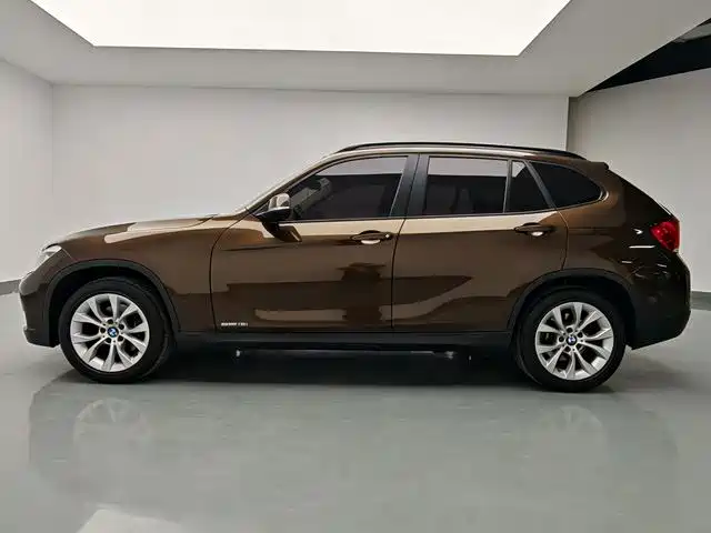 BMW X1 2014 — фото 18