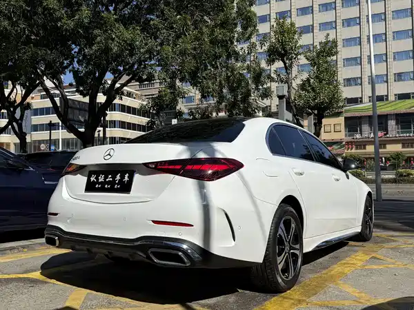 Mercedes-Benz C-Class 2022