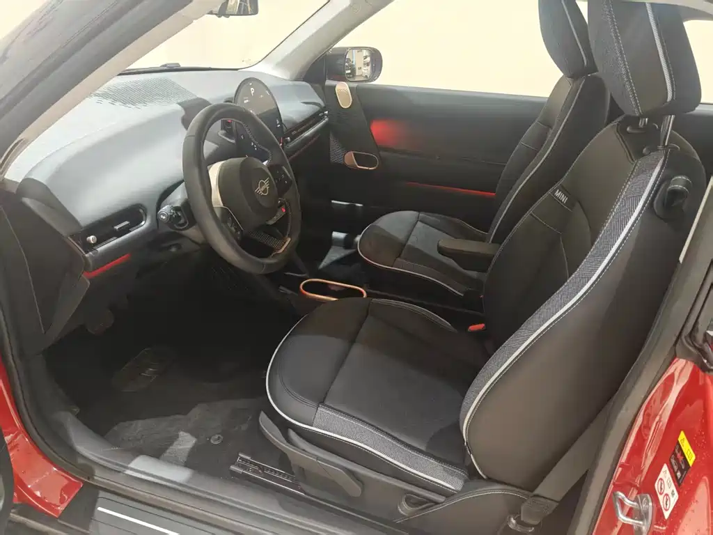 BMW X2 2022 — фото 15