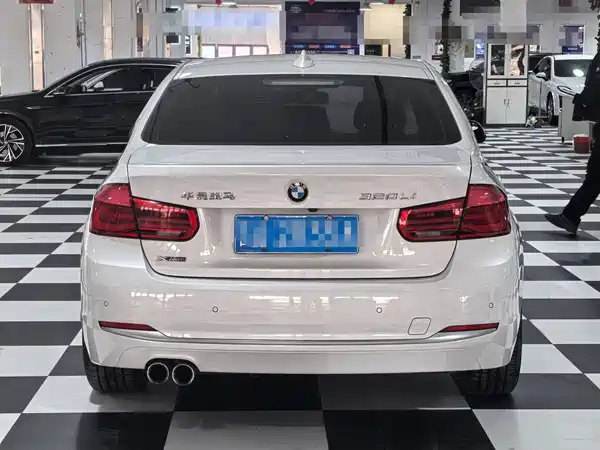 BMW 3 Series 2019