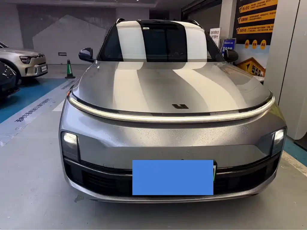 Li Auto Li L8 2023